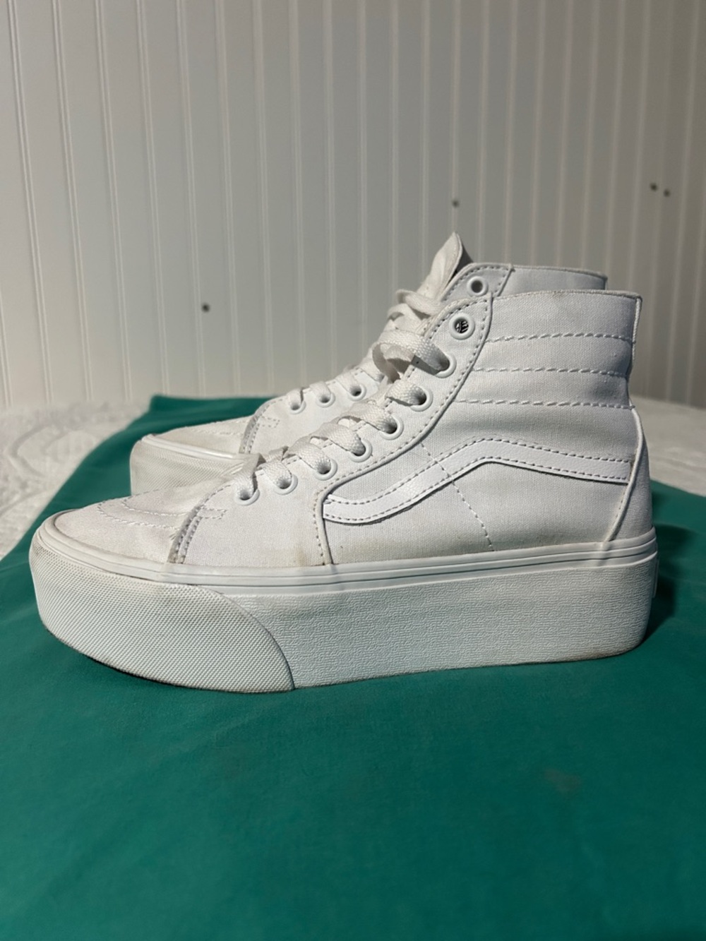 Vans White High-Top Platform Canvas Sneakers SZ: W8/M6.5 - Picture 5 of 9